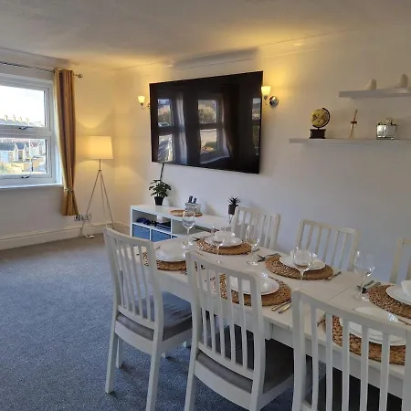 Harbour View Apartment In Portreath Exterior photo